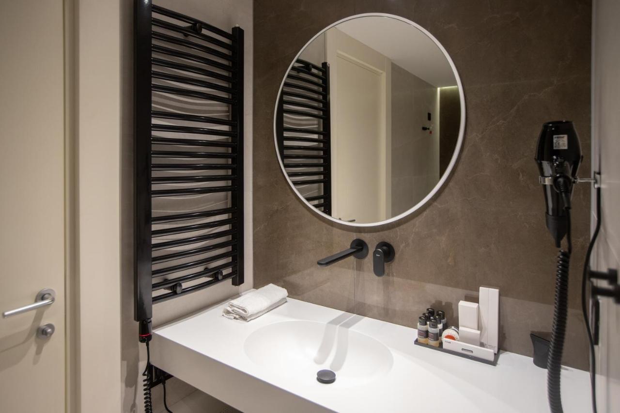 Hotel Elisa Tirana, Affiliated By Melia Exterior foto